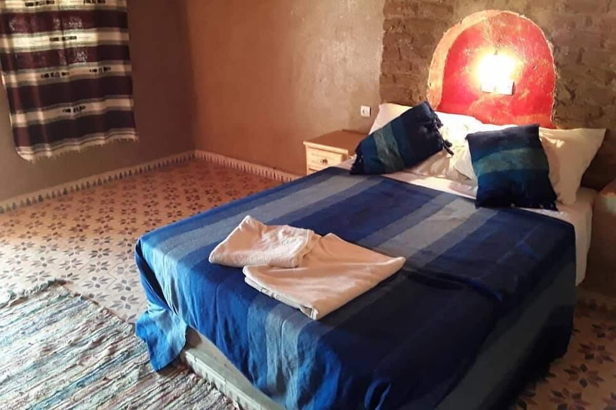 Chambre Double, 1 lit double, non-fumeurs | Rideaux occultants, chambres insonorisées, Wi-Fi, draps fournis