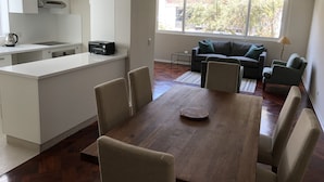 Leilighet, 2 soverom, privat bad (3rd Floor) | Oppholdsområde