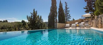 Danai Villa - Three Bedroom Villa, Sleeps 6