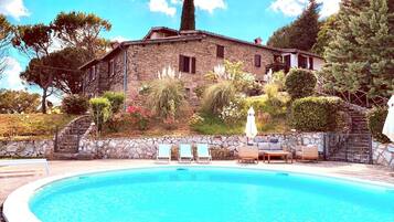 Alberca al aire libre