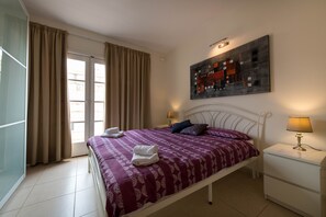 3 Schlafzimmer, Bügeleisen/Bügelbrett, WLAN, Bettwäsche