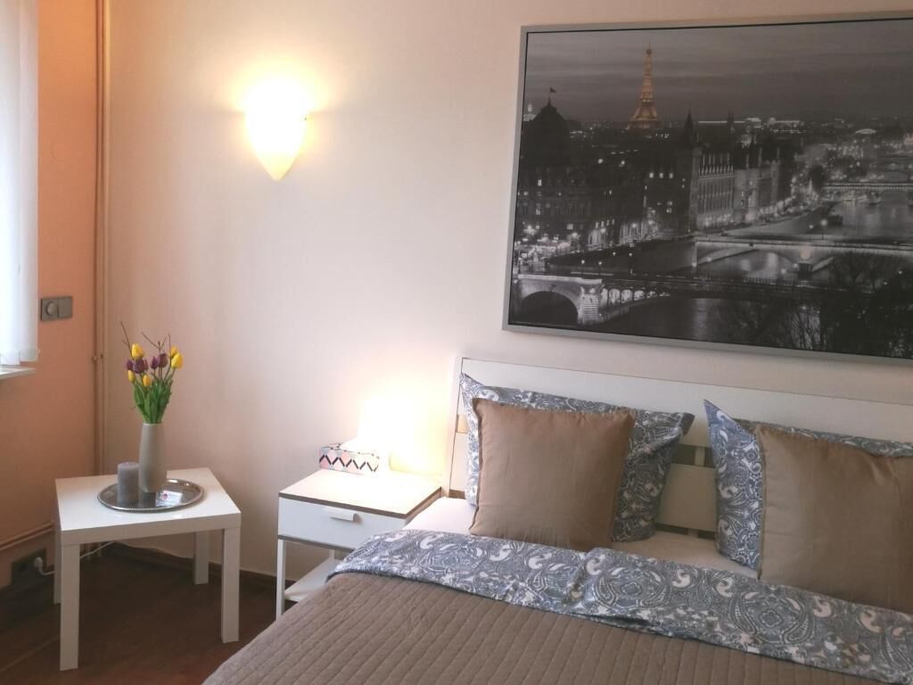 1 dormitorio, tabla de planchar con plancha, wifi gratis y ropa de cama