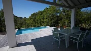 Outdoor pool, a heated pool