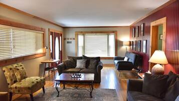 Smart TV, videojuegos, reproductor de DVD y libros