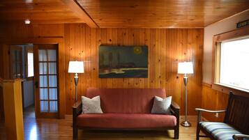 Smart TV, videojuegos, reproductor de DVD y libros