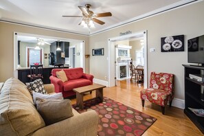 Smart TV, DVD player, books
