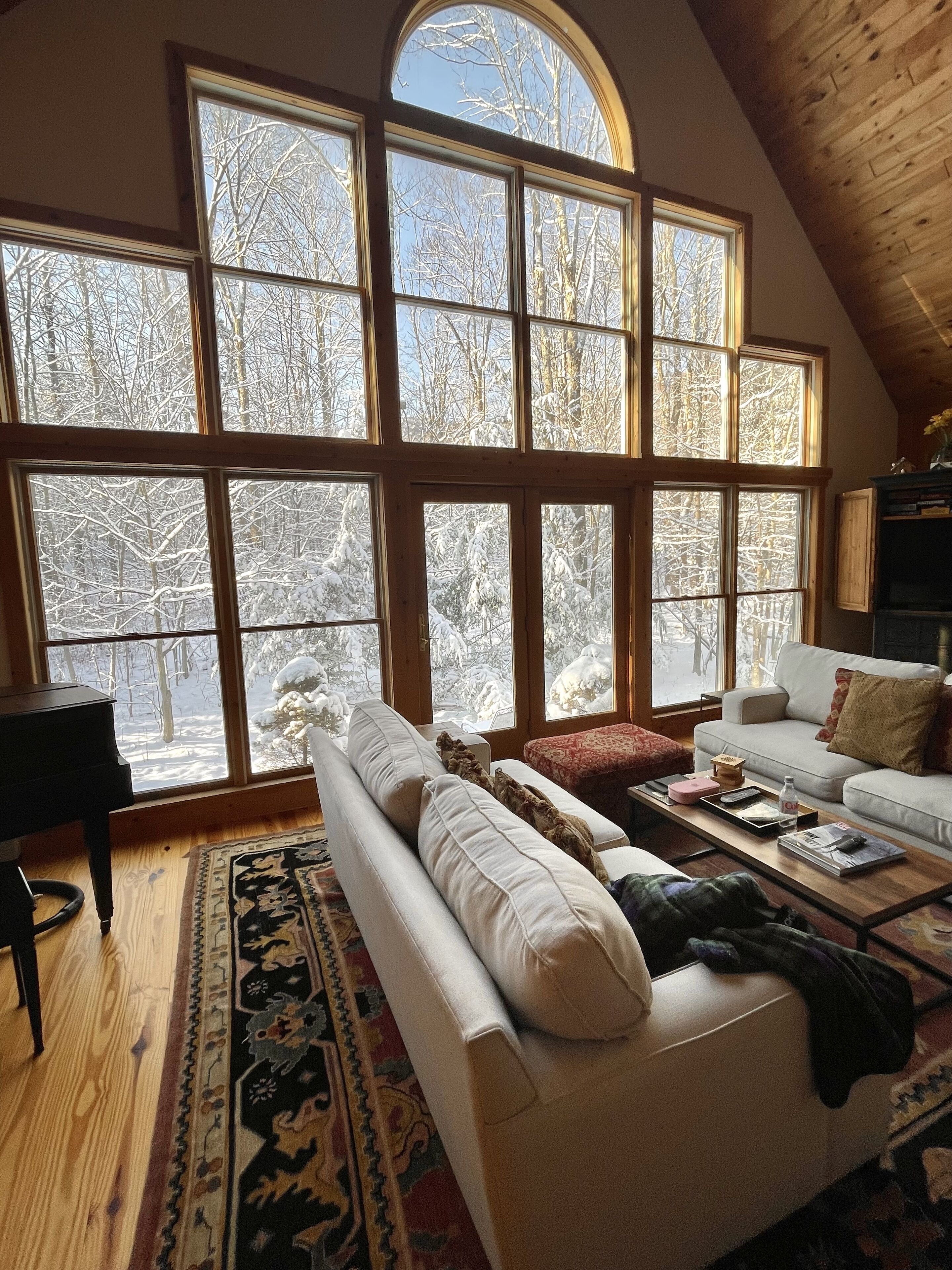 Hunter Mtn Ski Chalet, at Base of Hunter Mtn, Walk to Slopes! 5 Star Property