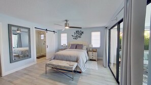 3 chambres, fer et planche à repasser, Wi-Fi, draps fournis