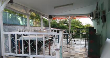 Studio equipé meublé climatisé wifi