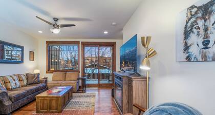 Immaculate condo in the heart of downtown Whitefish