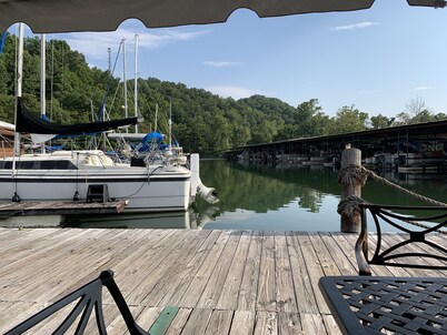 Bristol Wilderness ~ Lake House With Private DockOn beautiful South Holston Lake