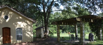 Farm Stay: Come Stay With Us