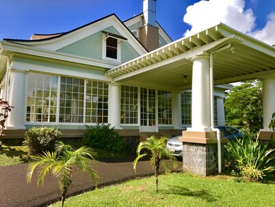 Grand Historic Hilo House