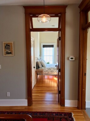 1 habitación, wifi y ropa de cama