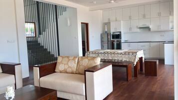 Beach Villa | Living room