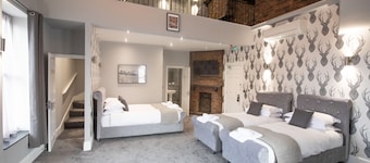 The Glebe Hotel