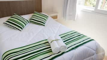 Apartamento standard, 1 cama de casal e sofá-cama, para não fumantes | 1 quarto, Wi-Fi de cortesia, roupa de cama