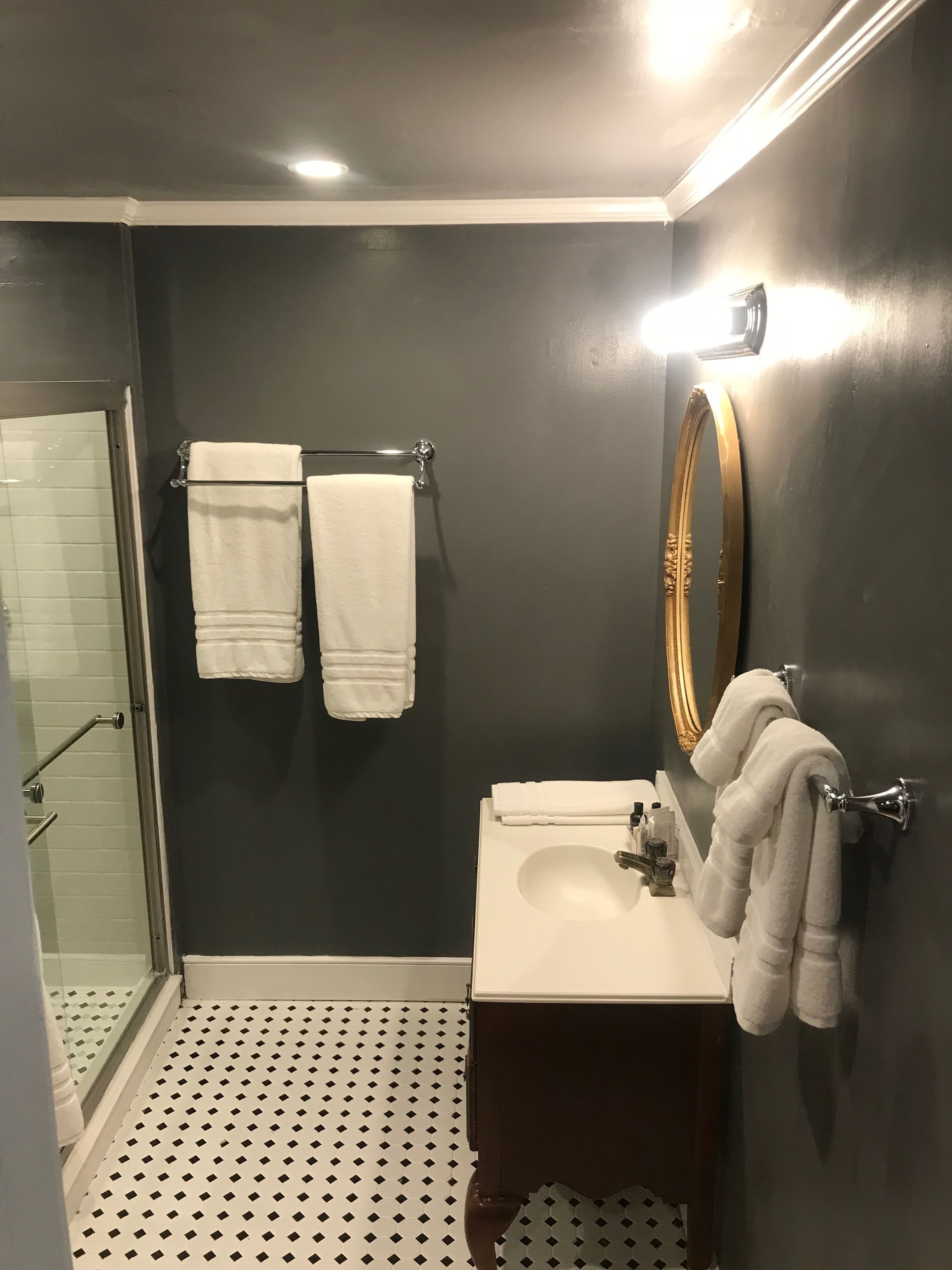 classic single room, 1 queen bed | bathroom | shower, free toiletries, towels