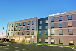 Exterior - Home2 Suites by Hilton Clarksville Louisville North (Clarksville)