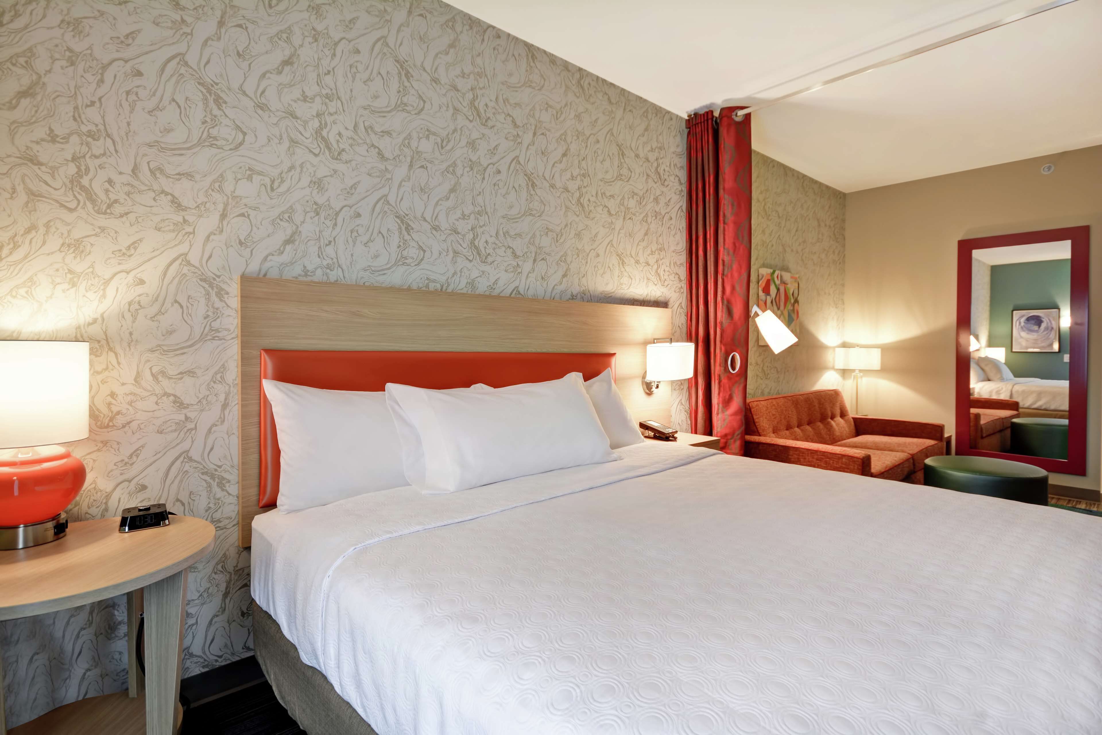 50-inch flat-screen tv with cable channels, tv