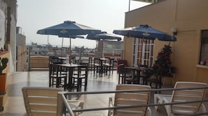 Terrace/patio - Hospedaje El Álamo Playa Pulpos (Santiago de Surco)