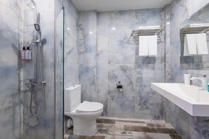 Kostenlose Toilettenartikel, Haartrockner