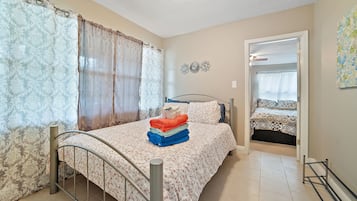 Casa, 3 quartos, piscina particular (incl. cleaning fee 127 USD) | 3 quartos, camas extras/dobráveis, Wi-Fi de cortesia, roupa de cama