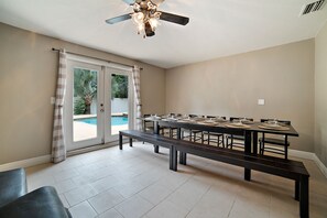 獨棟房屋, 3 間臥室, 私人泳池 (incl. cleaning fee 127 USD) | 房內用餐區