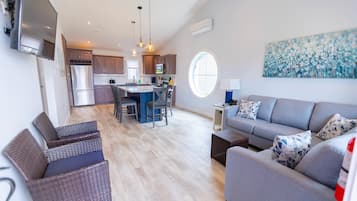 Chalet, 2 Bedrooms, Non Smoking | Living area | 40-inch flat-screen TV with satellite channels, TV