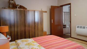 3 Schlafzimmer, Bügeleisen/Bügelbrett, WLAN, Bettwäsche