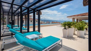Terrace/patio - Gorgeous condo in the heart of Romatinc Zone at The Park! 2BR/2 BATHS (Emiliano Zapata)