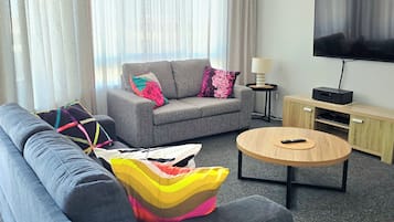 Smart TV, DVD player, ping pong, books