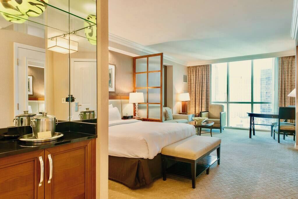 1 bedroom, in-room safe, desk, iron/ironing board
