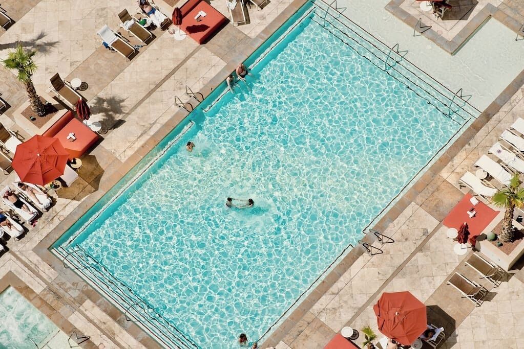 Outdoor pool, a heated pool