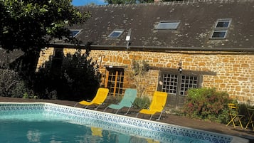 Piscina externa, piscina aquecida