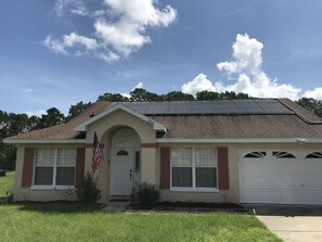 Exterior - Premier Host Rated Villa - Private solar heated pool & family games room (Davenport)