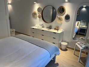 3 Schlafzimmer, Bügeleisen/Bügelbrett, WLAN, Bettwäsche