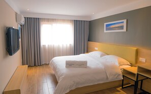 Superior Double Room | Living room | 24-inch LCD TV with digital channels, TV