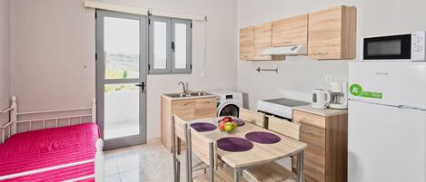 1 camera, ferro/asse da stiro, accesso a Internet, lenzuola