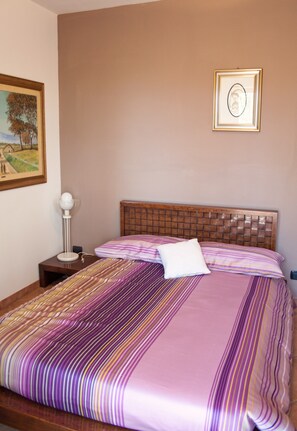 3 habitaciones, wifi gratis y ropa de cama