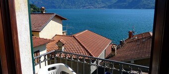 Apartamento con preciosas vistas del lago y las montañas, WiFi gratuito, calma.