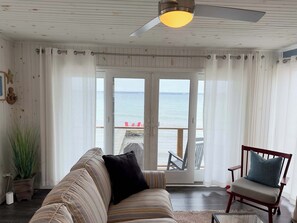 Fernseher, Kamin, Arbeitsbereiche