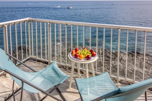Costavela - First sea line in Collioure
