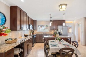 Fridge, microwave, oven, stovetop - SUMMER SALE! Spacious 3BR & Steps to Beach, Oceanfront pool - Puamana 153-4 (Lahaina)