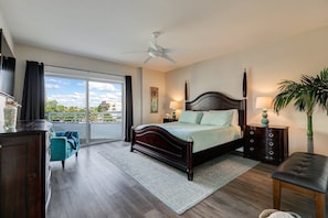 3 bedrooms, iron/ironing board, travel crib, free WiFi