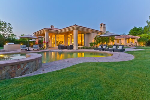 Contemporary PGA West Retreat on Greg Norman Course with west Mountain Views