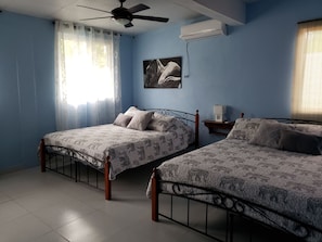 5 Schlafzimmer, Bügeleisen/Bügelbrett, WLAN, Bettwäsche