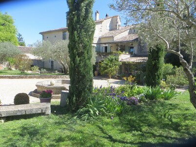 COTTAGE WITH HEATED POOL - MAS IN THE GARRIGUE D'UZES