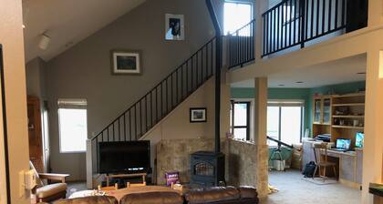 Kaunis Gunnison Getaway