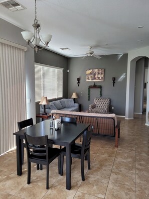 Smart TV y reproductor de DVD 